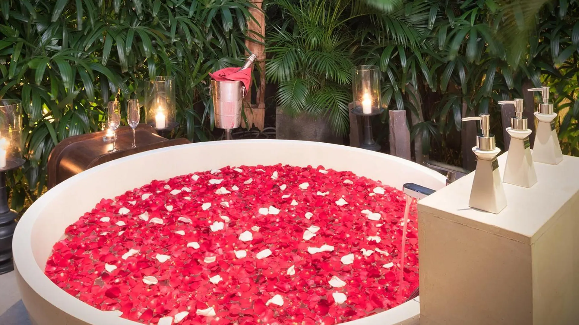 Casa Brio Villa Seminyak  0*, Seminyak (Bali) Indonesia